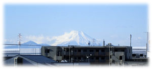 ベランダから望む富士山 富士山